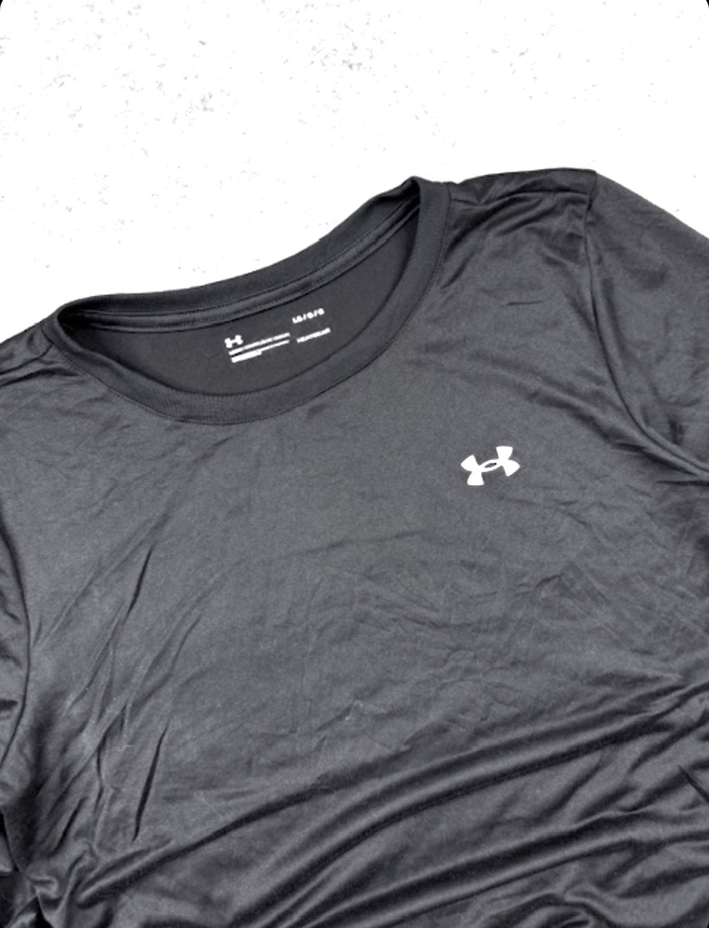 Under Armour HeatGear Long Sleeve Training Tee – L/XL Women